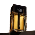 Perfume Dior Homme Parfum Dior para Hombres con notas amaderadas