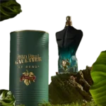 Perfume Le Beau Le Parfum de Jean Paul Gaultier para Hombre con notas de piña, coco y haba tonka