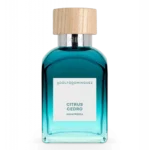 Fragancia Agua Fresca Citrus Cedro de Adolfo Dominguez con notas de toronja, jegibre y cedro