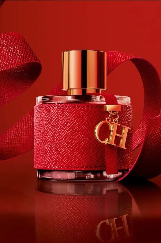 Ch Carolina Herrera mujer